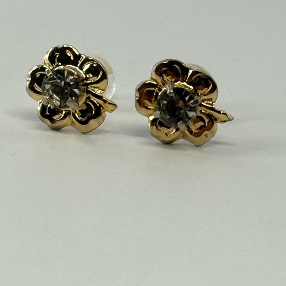 Dragonfly and Flower Earrings Set - Picture 3 of 12